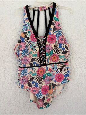 Time and Tru Multicolor Floral Lace-Up One-Piece Swimsuit size 1X (16w-18w)